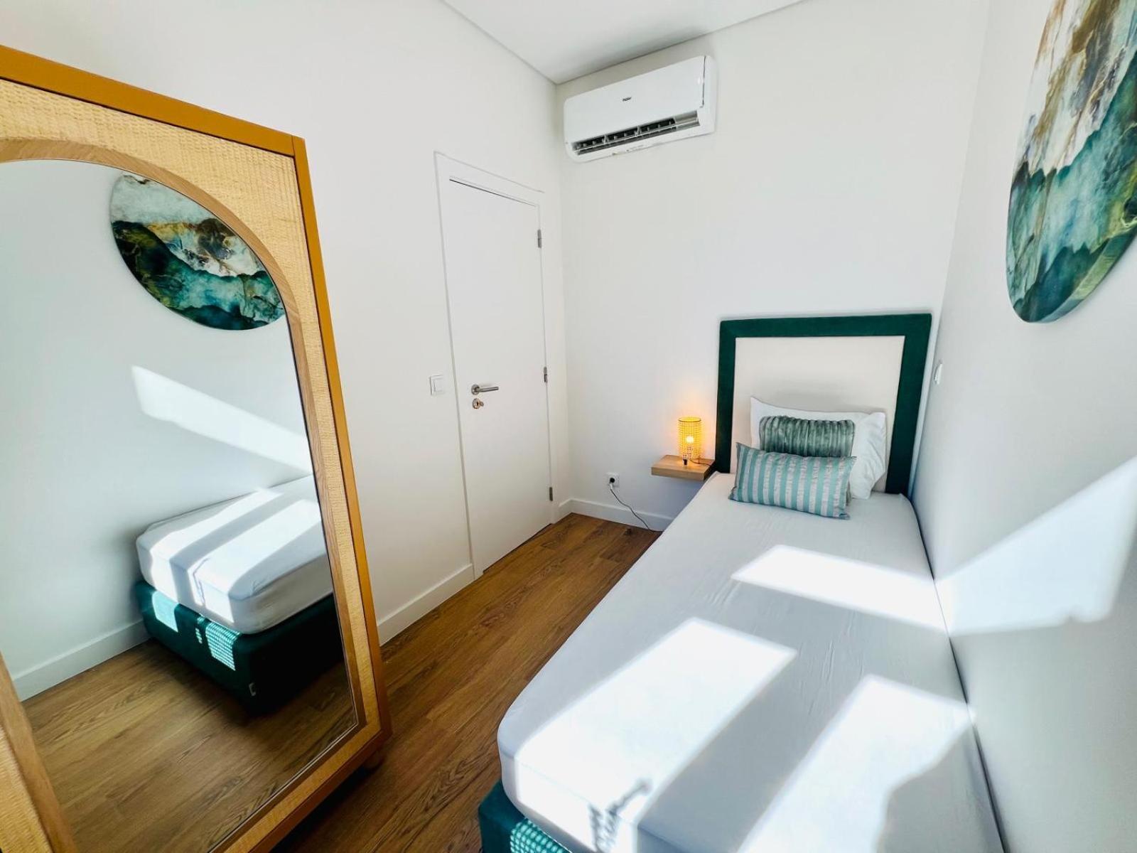 Апартаменты Lisbon Ata Chic Flats Executive Экстерьер фото